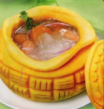 Yến sào thịt cua bí đỏ